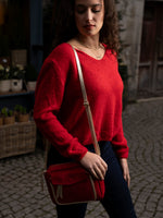 Charger l&#39;image dans la galerie, Pull col V rouge Angélique
